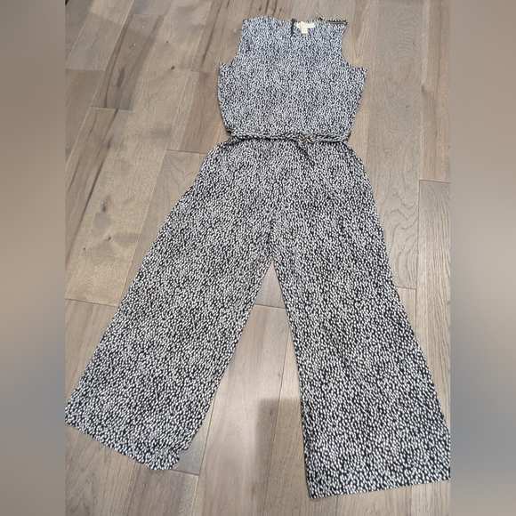 Black And White Michael Kors Jumpsuit With Gold Accents and Pockets XS - Picture 2 of 9